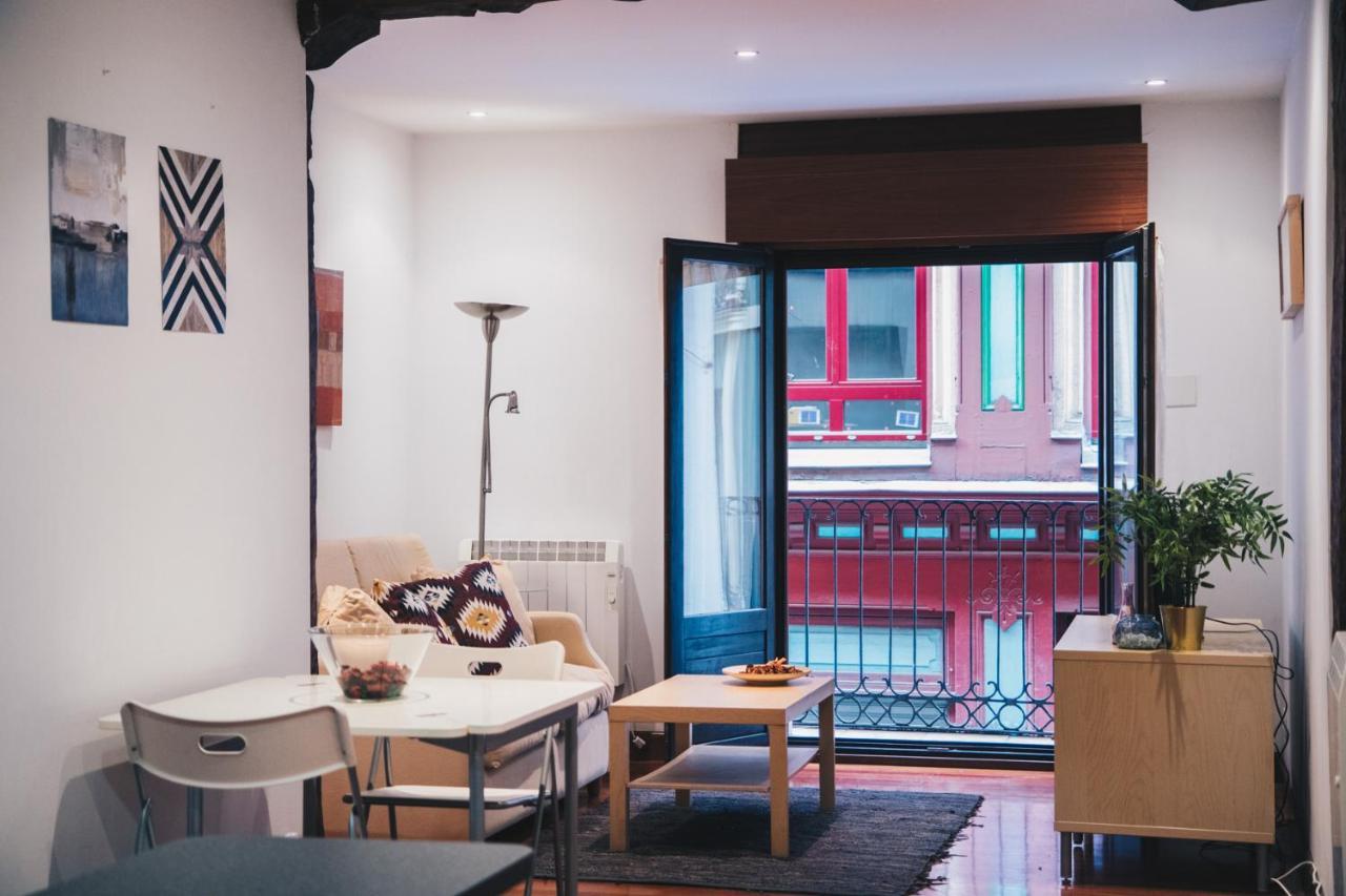 Old Town Madari By People Rentals Bilbao Esterno foto